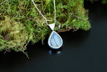 Load image into Gallery viewer, Dendritic Agate Necklace
