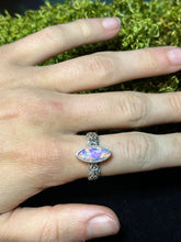 Load image into Gallery viewer, Floral Ring
