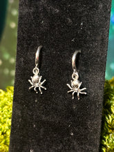 Load image into Gallery viewer, Silver Spider Earrings
