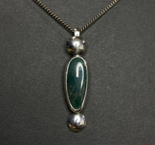 Load image into Gallery viewer, Silver Bloodstone Necklace
